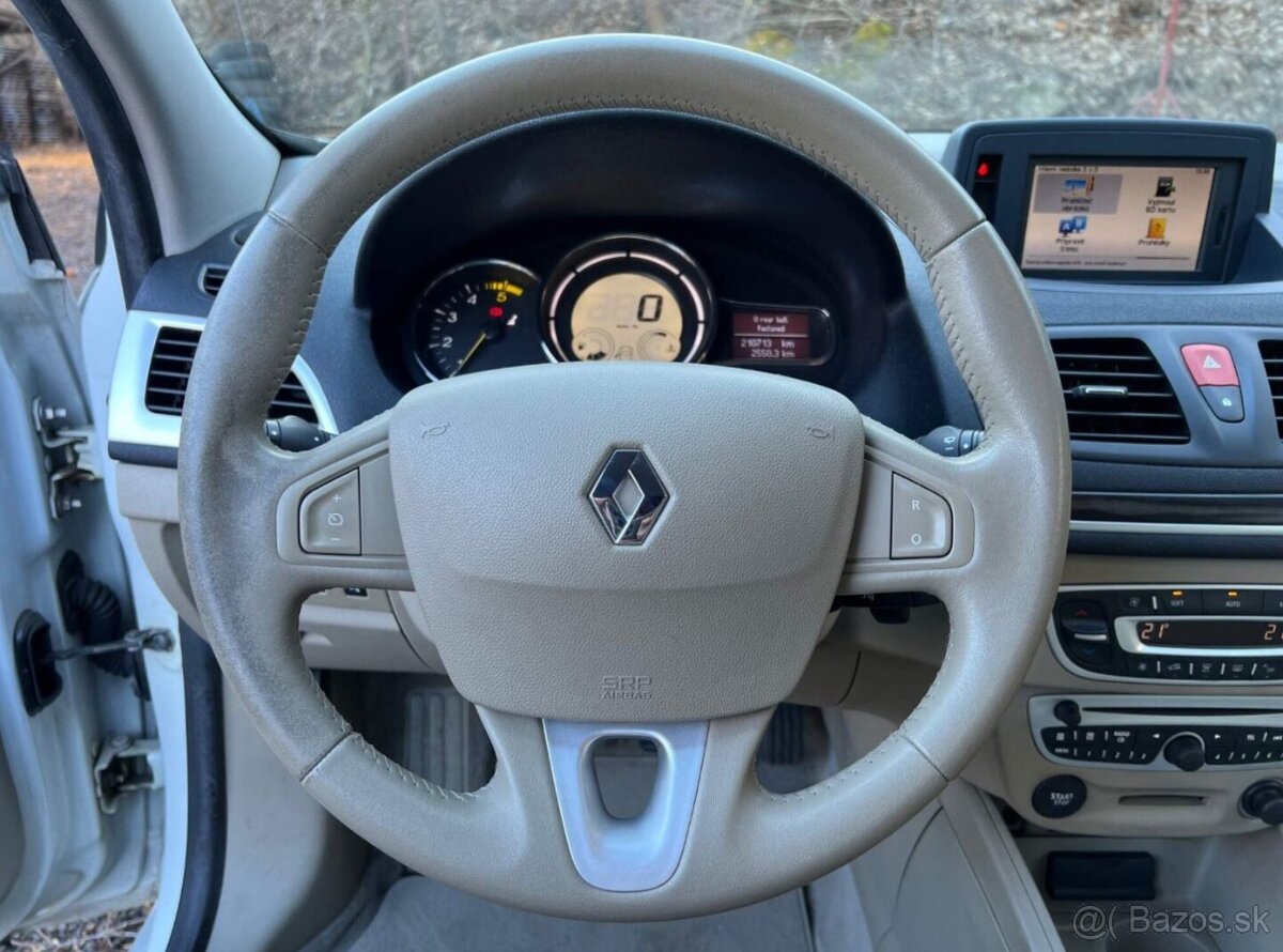 Renault Megane 2.0 Dci 118 kw LUXE 210tkm serviska - 14