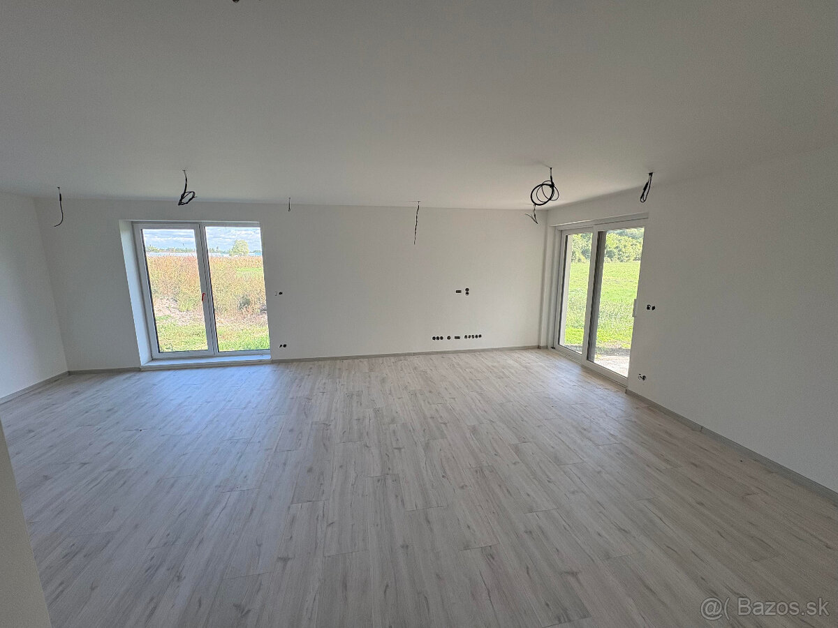 Novostavba v Nesvadoch - 14