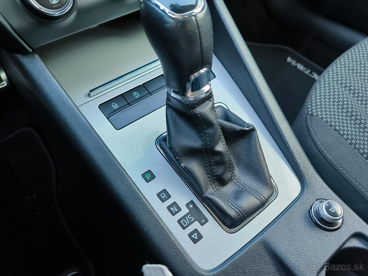 Škoda Octavia Combi 1.6TDI - DSG - 2014 - Ambition - 14