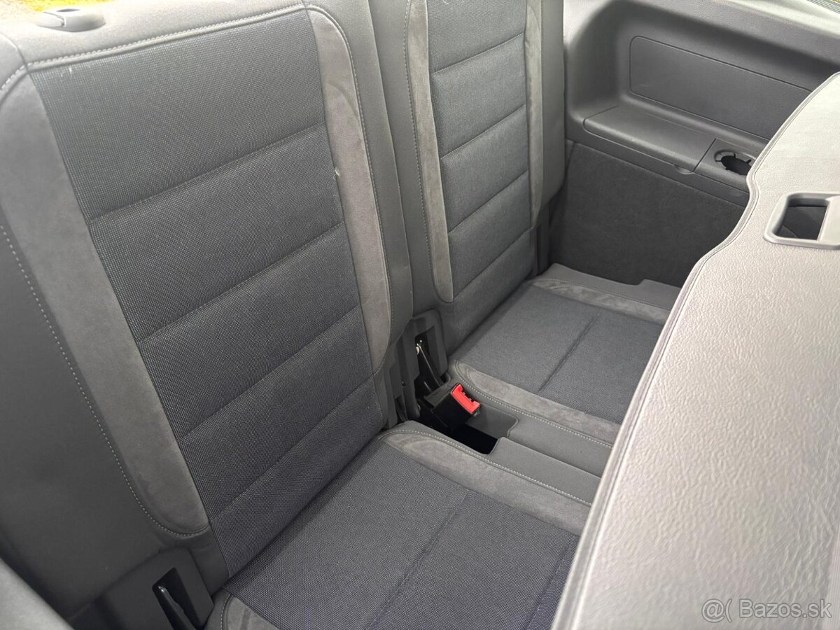 Volkswagen Touran STYLE 2.0 TDI 103kw DSG, 7 miest, ťažné - 14