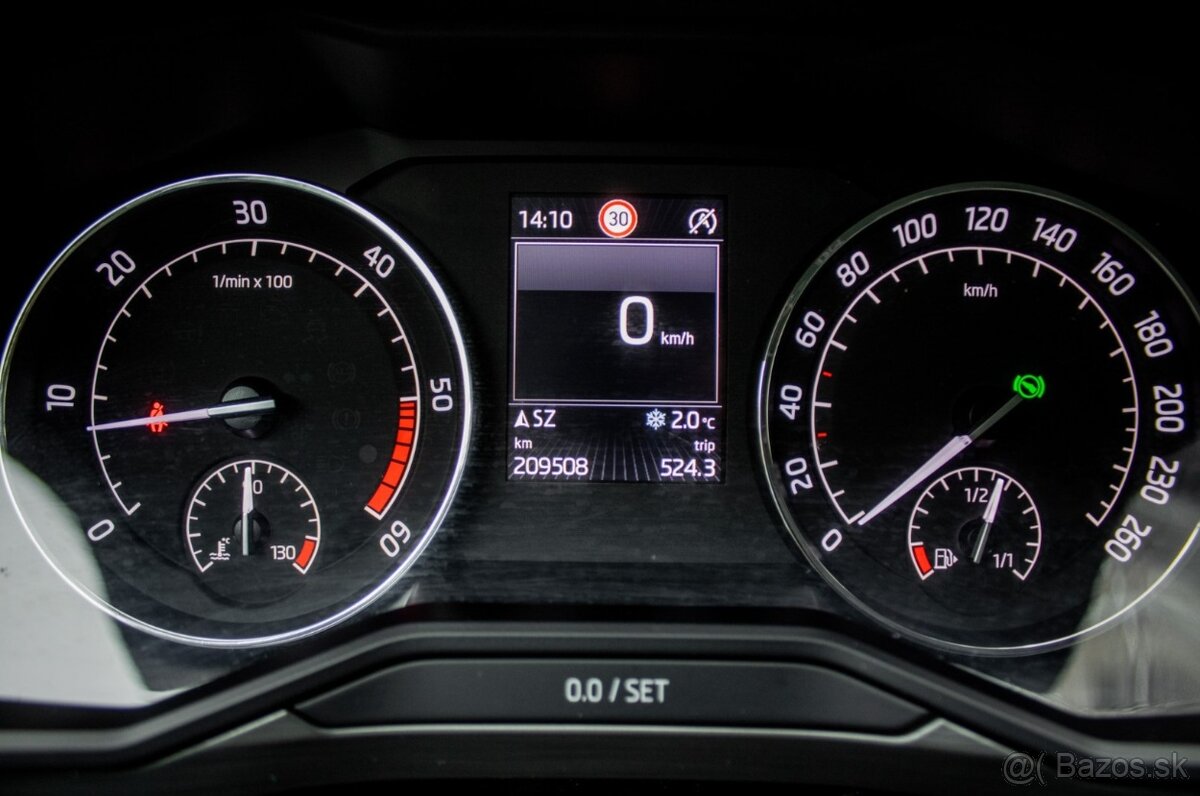 Škoda Superb Combi 2.0 TDI 190k DSG - 14