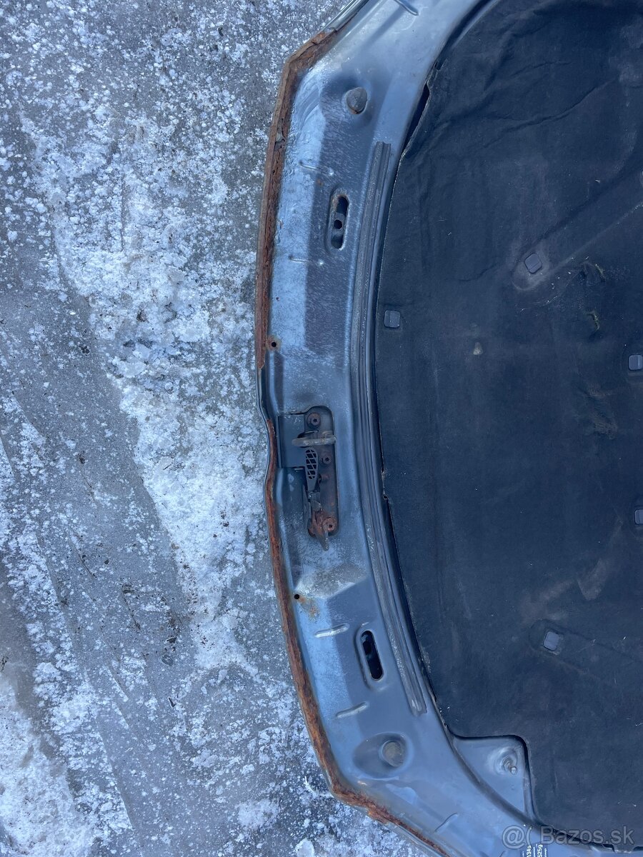 Golf 5 predné blatníky/Predna kapota - 14