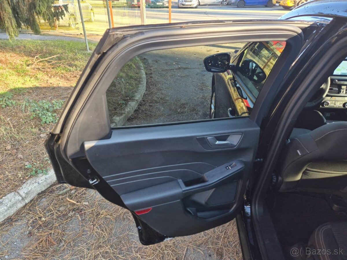 Ford Kuga 2.5 Duratec HEV 190k Titanium eCVT - 14