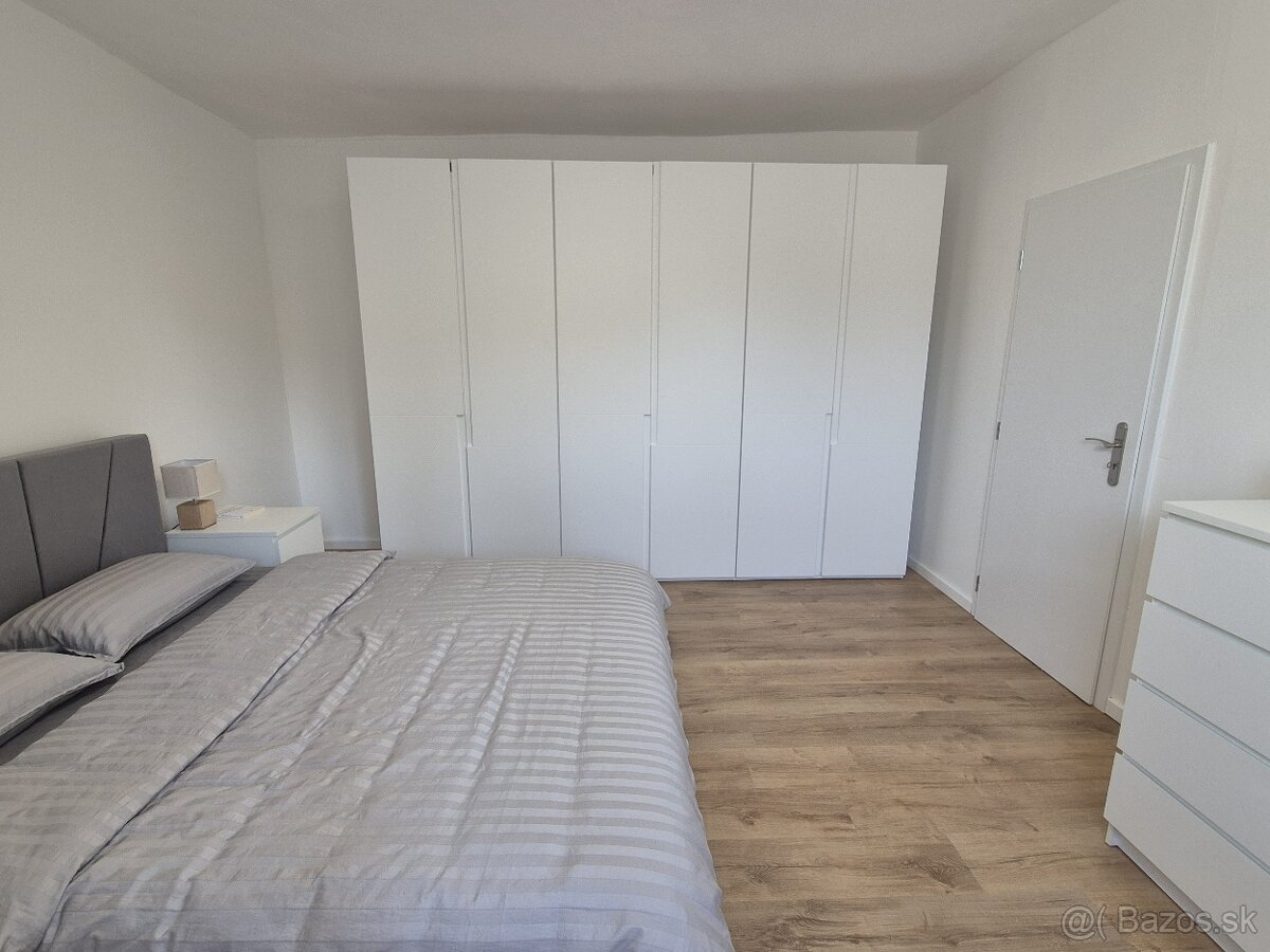 Na predaj 3-izbový rodinný dom v Trhovej Hradskej – plne zar - 14