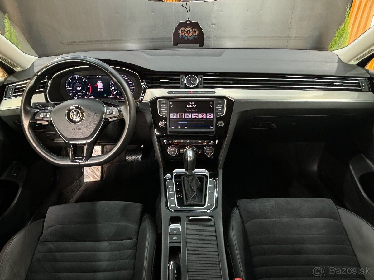 Volkswagen Passat Variant 2.0 TDI Highline DSG - 14