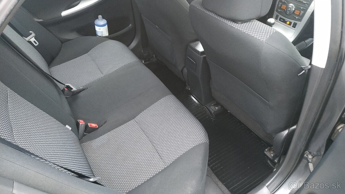 Toyota COROLLA 1.6 VVTI,97kw 11/2010 - 14