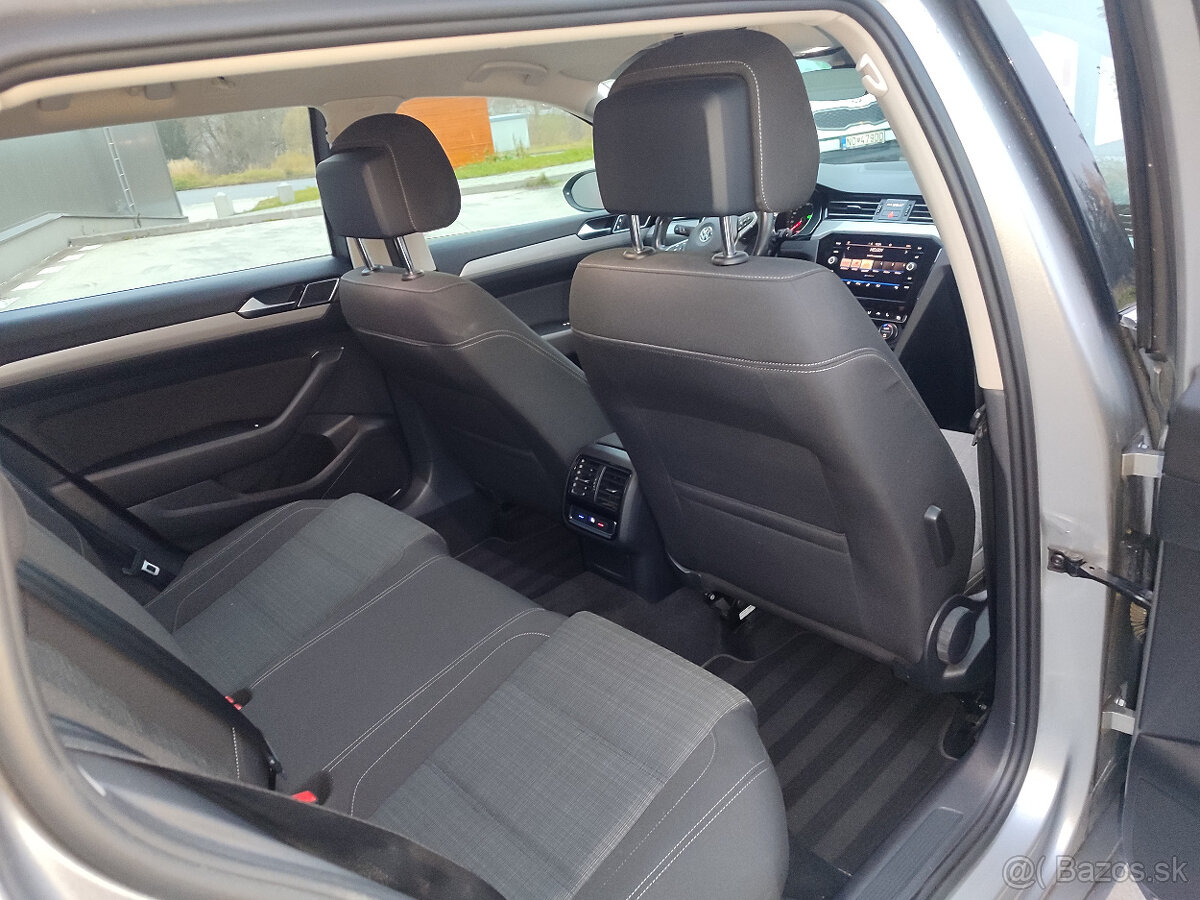 Volkswagen Passat 2.0TDi 110kw Facelift DSG - 14