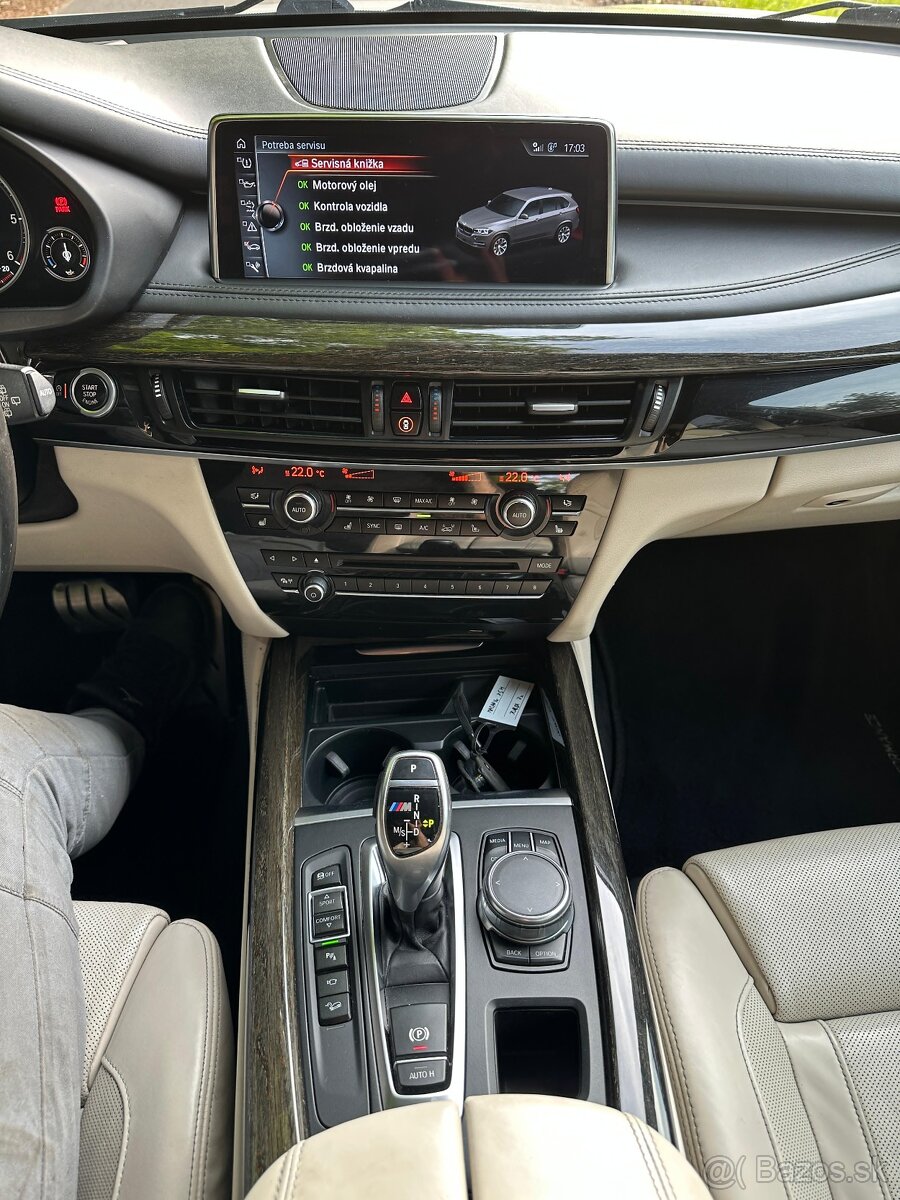 BMW X5 M50d - 14