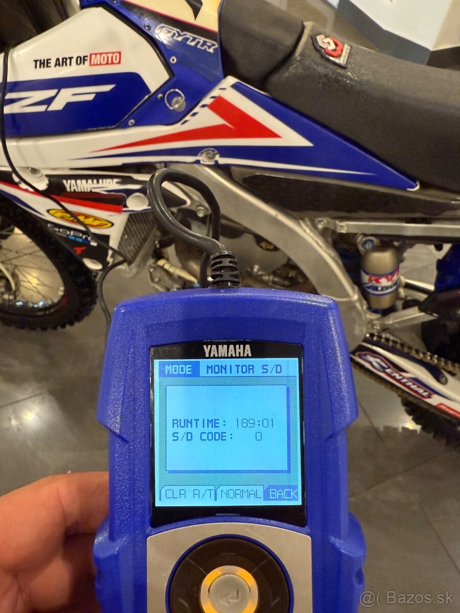 Yamaha yzf 250 - 14