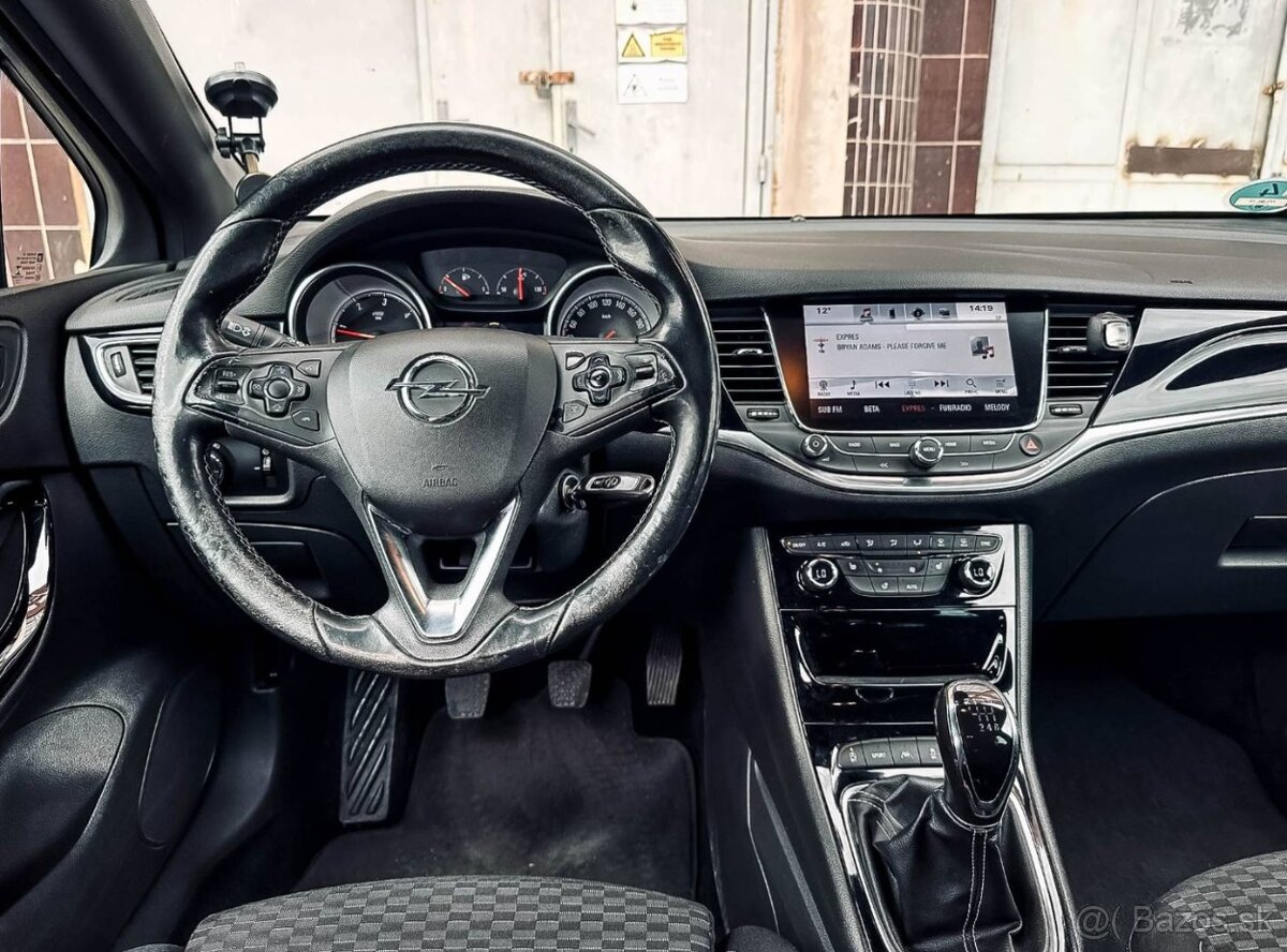 Opel Astra Sport Tourer ST 1.6 CDTI 110k Dynamic - 14