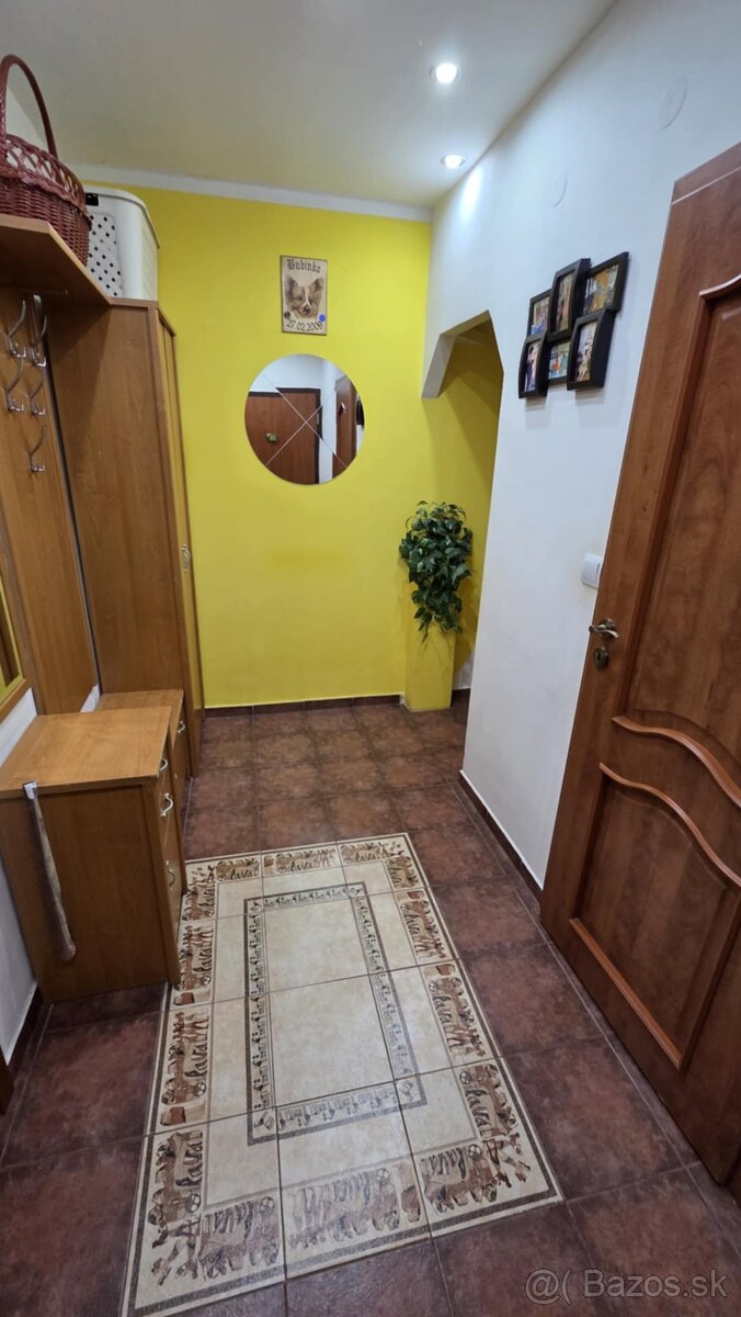 3-4 i byt s parkovacím miestom, balkónom, pivnicou Šaľa-Veča - 14