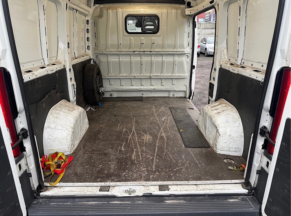 Peugeot Boxer 2.0 HDi 130k L1H2 - 14