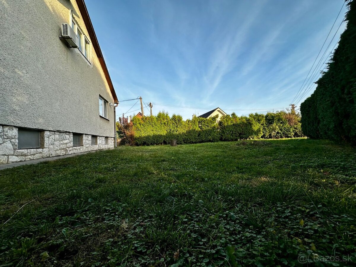 NOVÁ CENA KOŠICE - KRÁSNA - VÝBORNÁ LOKALITA - DVOJGENERAČN - 14