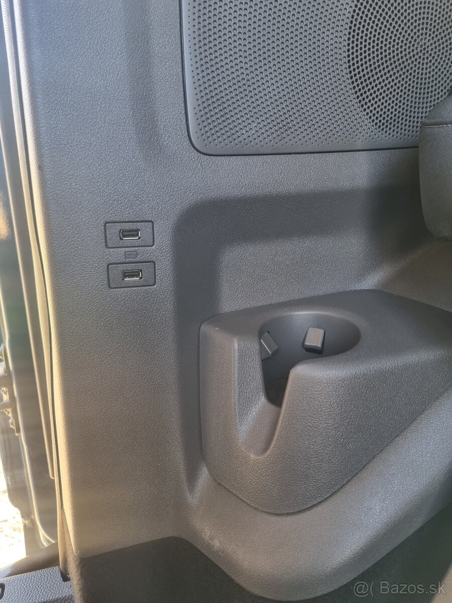 FORD TOURNEO CUSTOM - 14