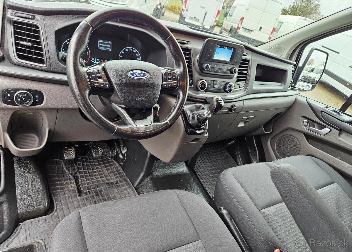 Ford Transit Custom L2H1 2.0TdCi/131 koni - rok 2021 - 14