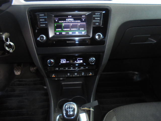 Škoda Rapid Spaceback SB 1.2 TSI 90k Ambition - 14