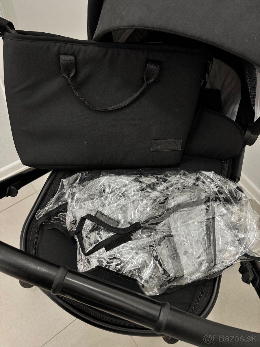 Moon Clicc 2023 s autosedačkou Avionaut cosmo Black- melange - 14