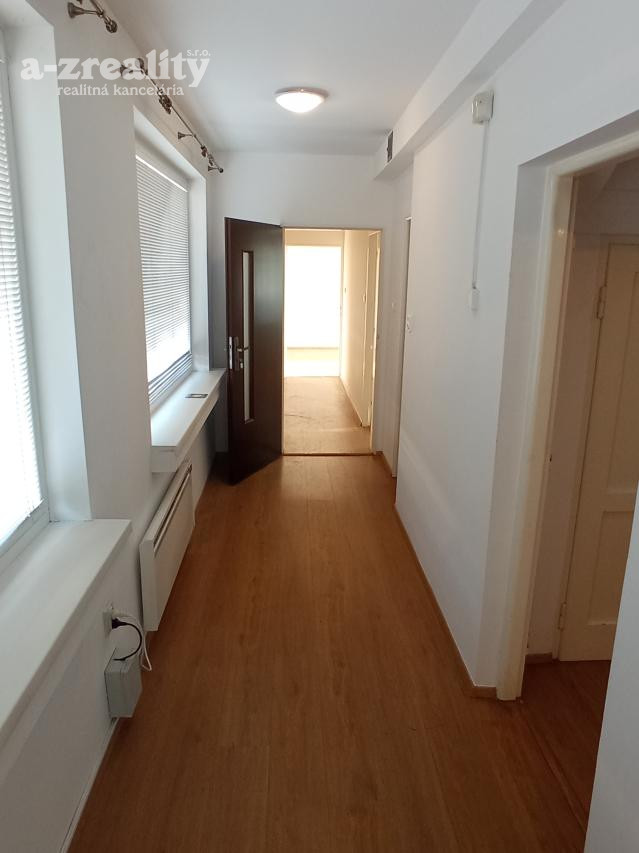 Rodinný dom na predaj v Komárne - 14