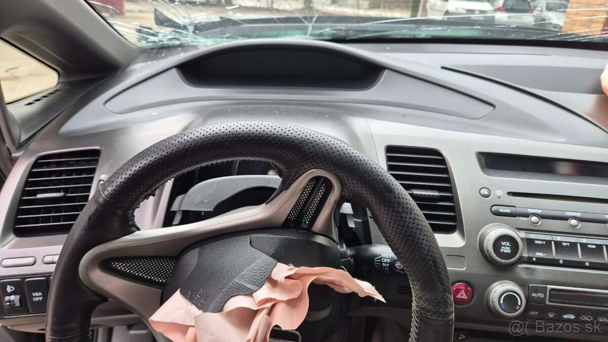 Honda Civic 1,8i - 14