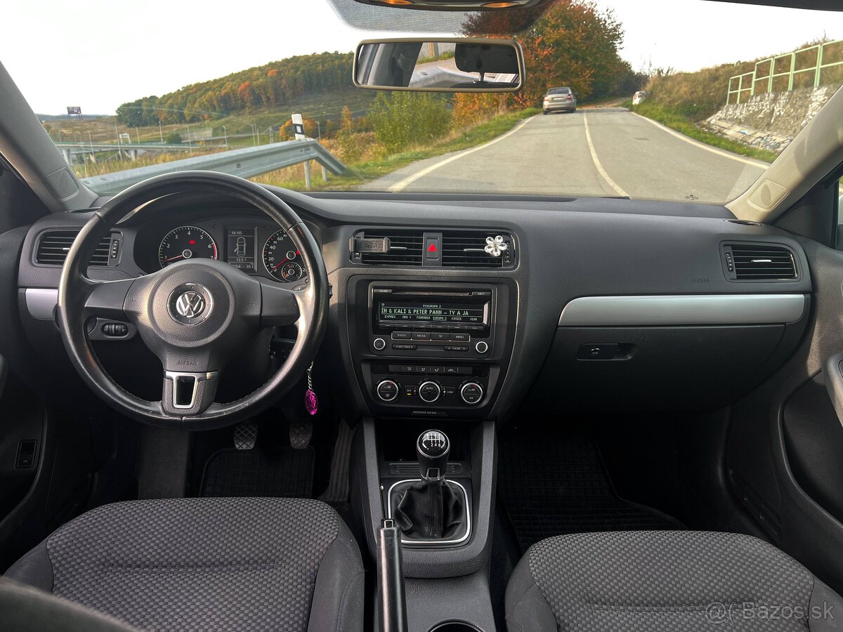 Volkswagen Jetta 1.2 TSI, kupované SR, Nové rozvody - 14