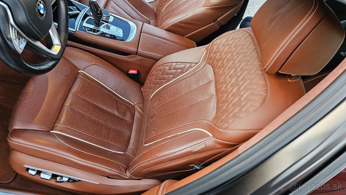 BMW Rad 7 740d xDrive M-PACKET 320PS Individual - 14