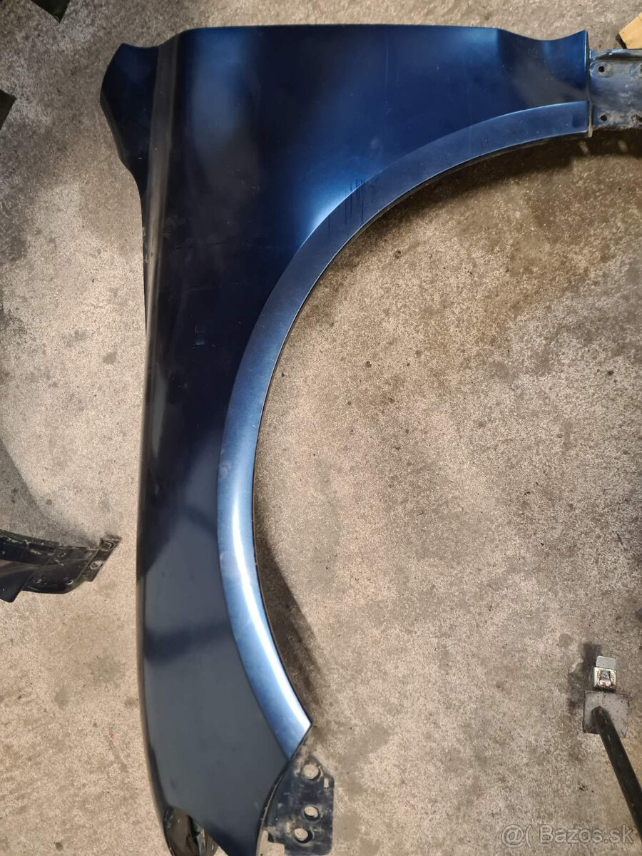 Blatník VW Touareg 7l - 14