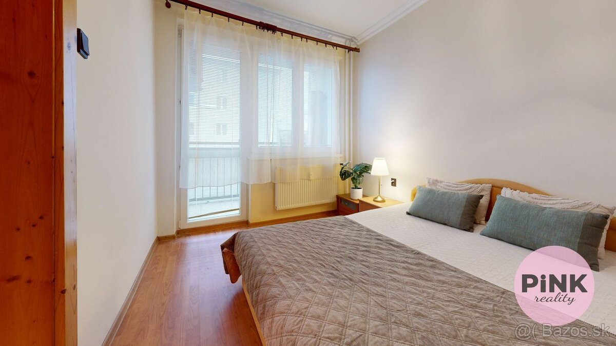 REZERVOVANÉ PINK Reality Na prenájom 2 izbový byt v centre m - 14
