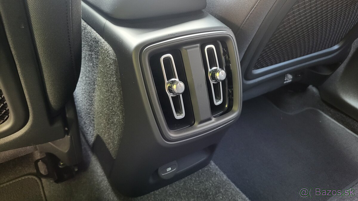 VOLVO C40 electric odpočet DPH - 14