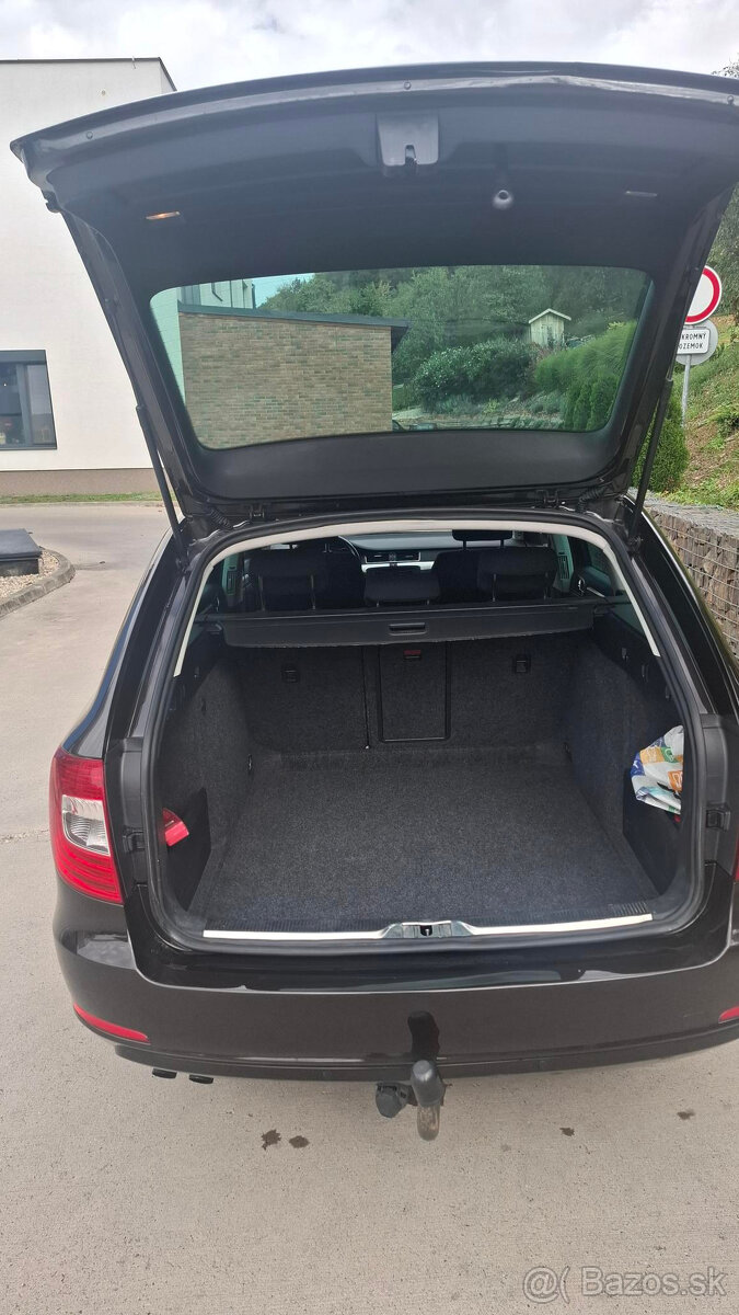 Škoda Superb Combi 1.6 TDI Greenline - 14