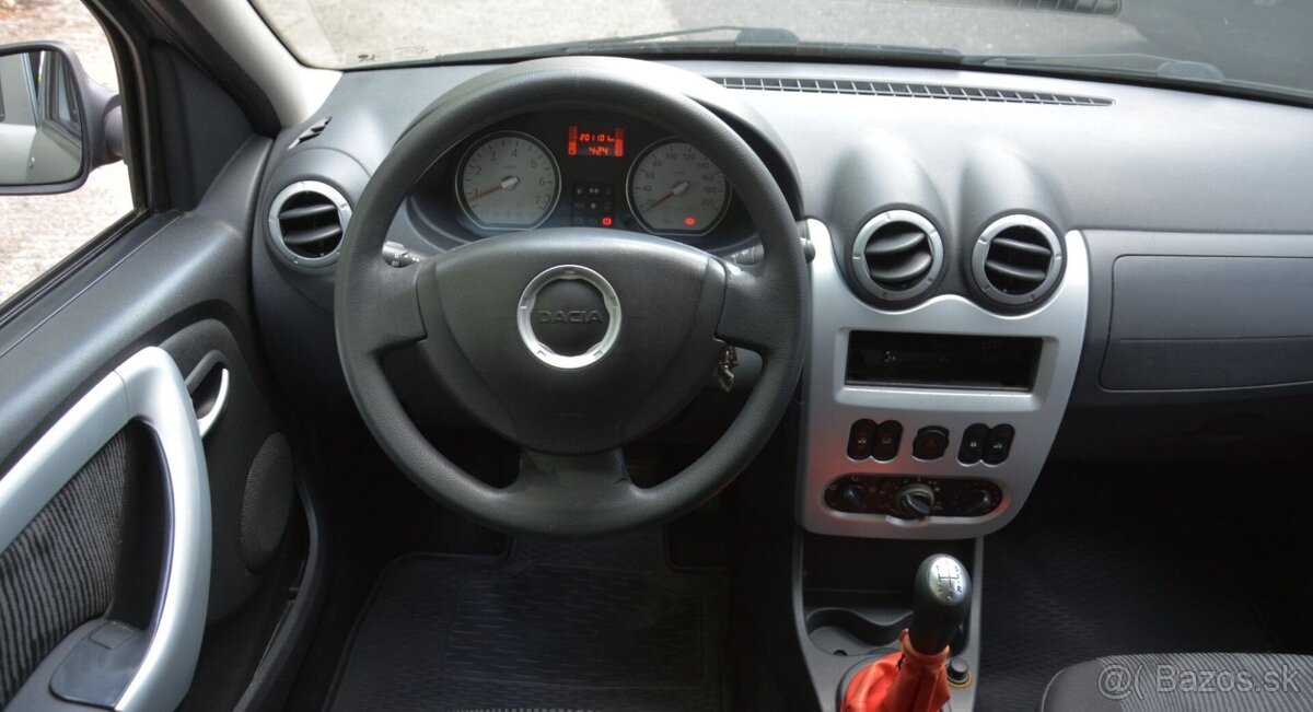Dacia Logan MCV 1.6 Benzín 7 miest - 14