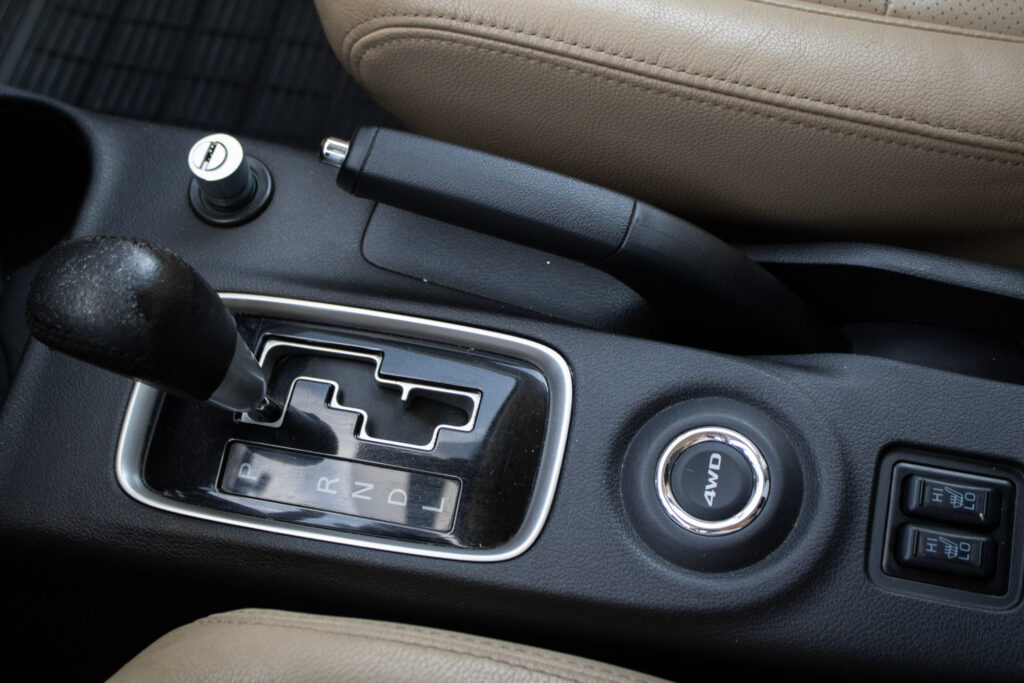 Predám MITSUBISHI OUTLANDER - 14