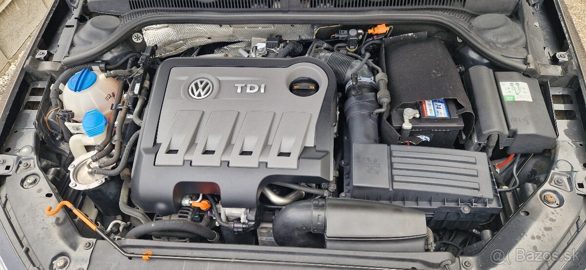 VW JETTA Highline 2,0 tdi 103kw r.v 2011 - 14