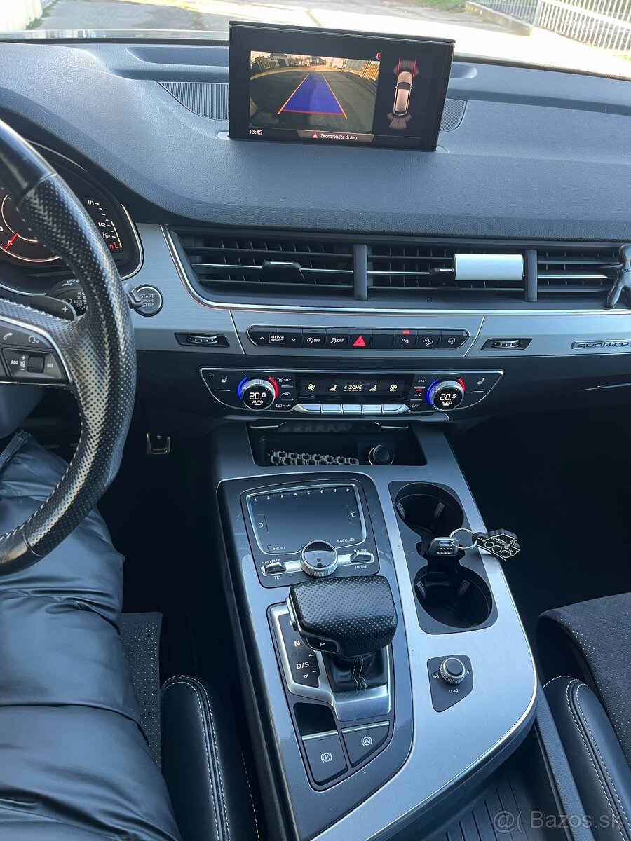 Audi Q7 3,0 TDi S-line Quattro - 14