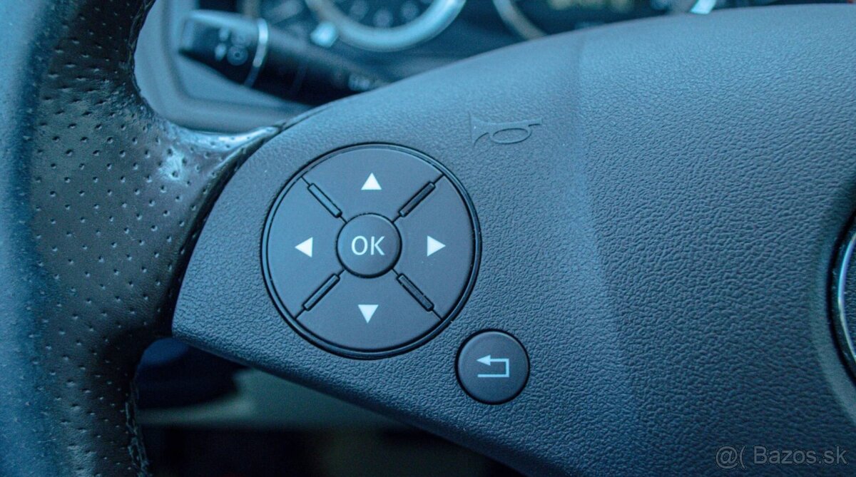 Mercedes-Benz E trieda Kupé 350 CGI Blue - 14