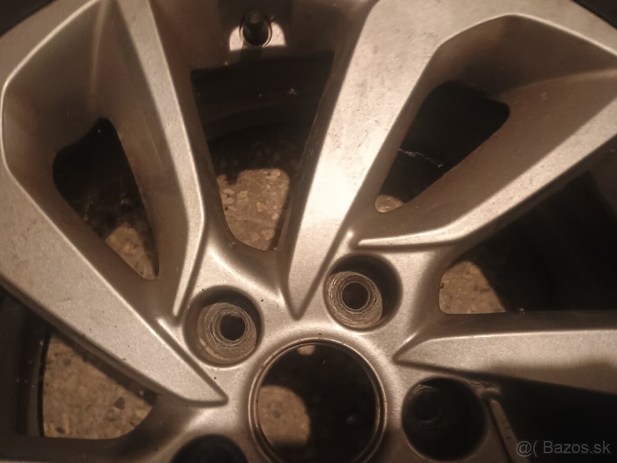 Hyundai kolesa elektrony 225/60 R17 - 14