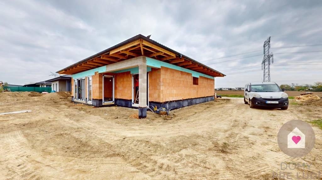 4-izbový rodinný dom s garážou v tichej lokalite Bernolákova - 14