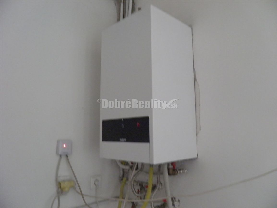 RK Dobré reality predáva v spolupráci s majiteľom 4-izbový r - 14