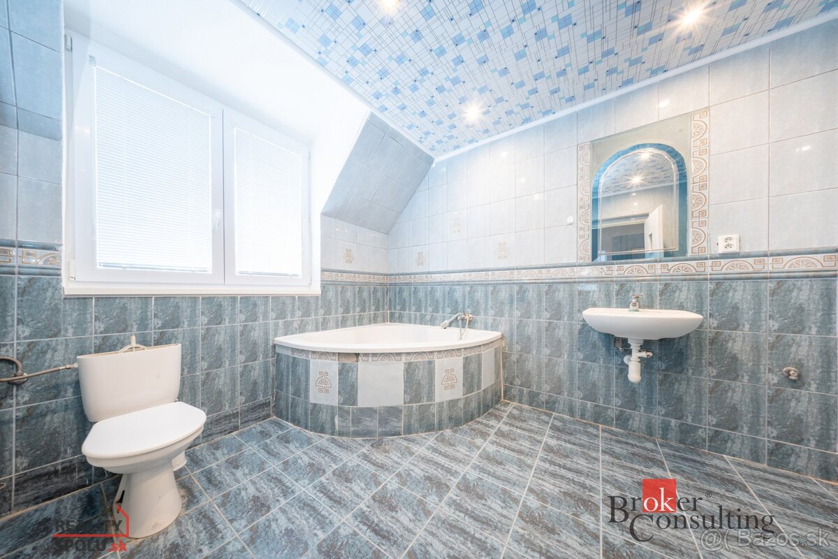 Na predaj rodinný dom - 14