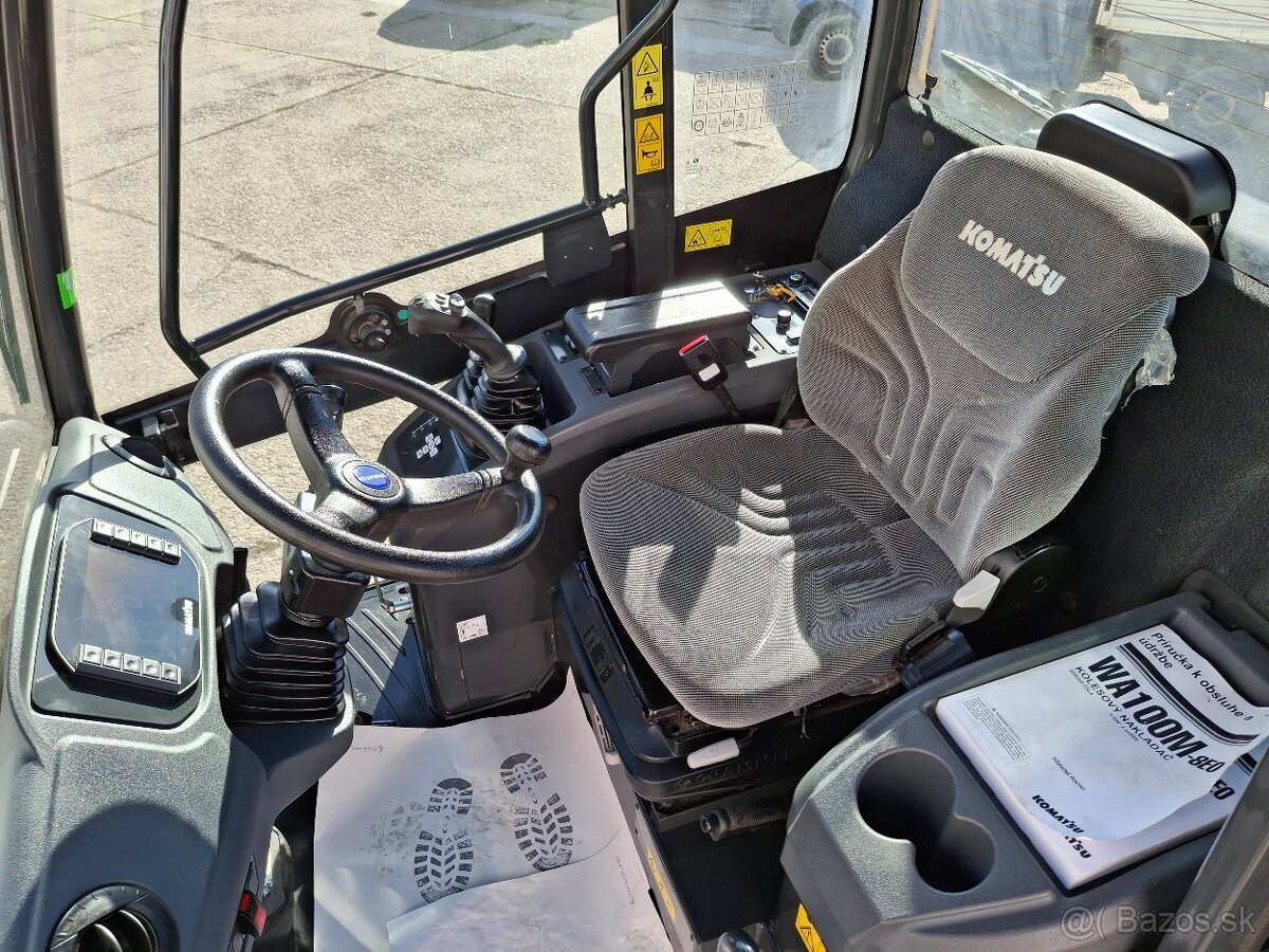 Nakladač Komatsu WA 100M-8 - 14