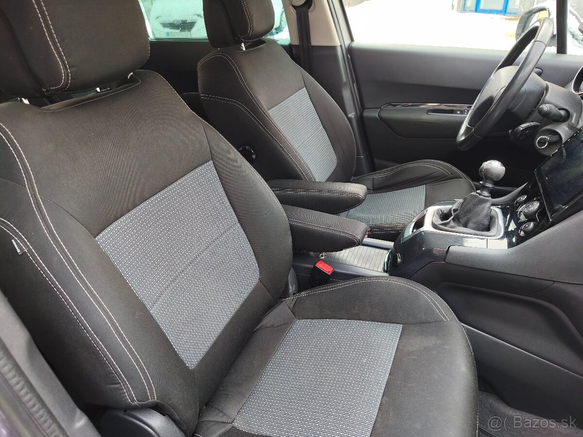 Peugeot 5008 1.6 HDI 7miestne - 14