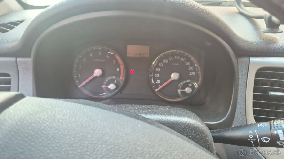 Kia Rio 1,4i 71,3kw kód: G4EE - 14