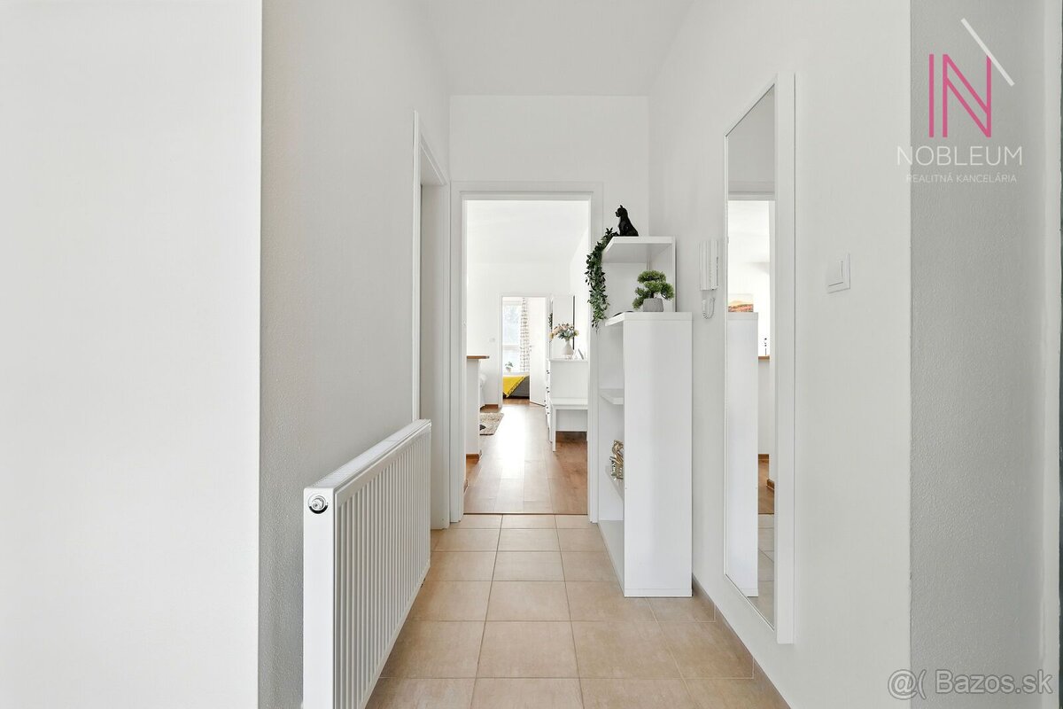 REZERVOVANÉ - 2 izbový byt v centre Senca - 60,82 m2 - 14