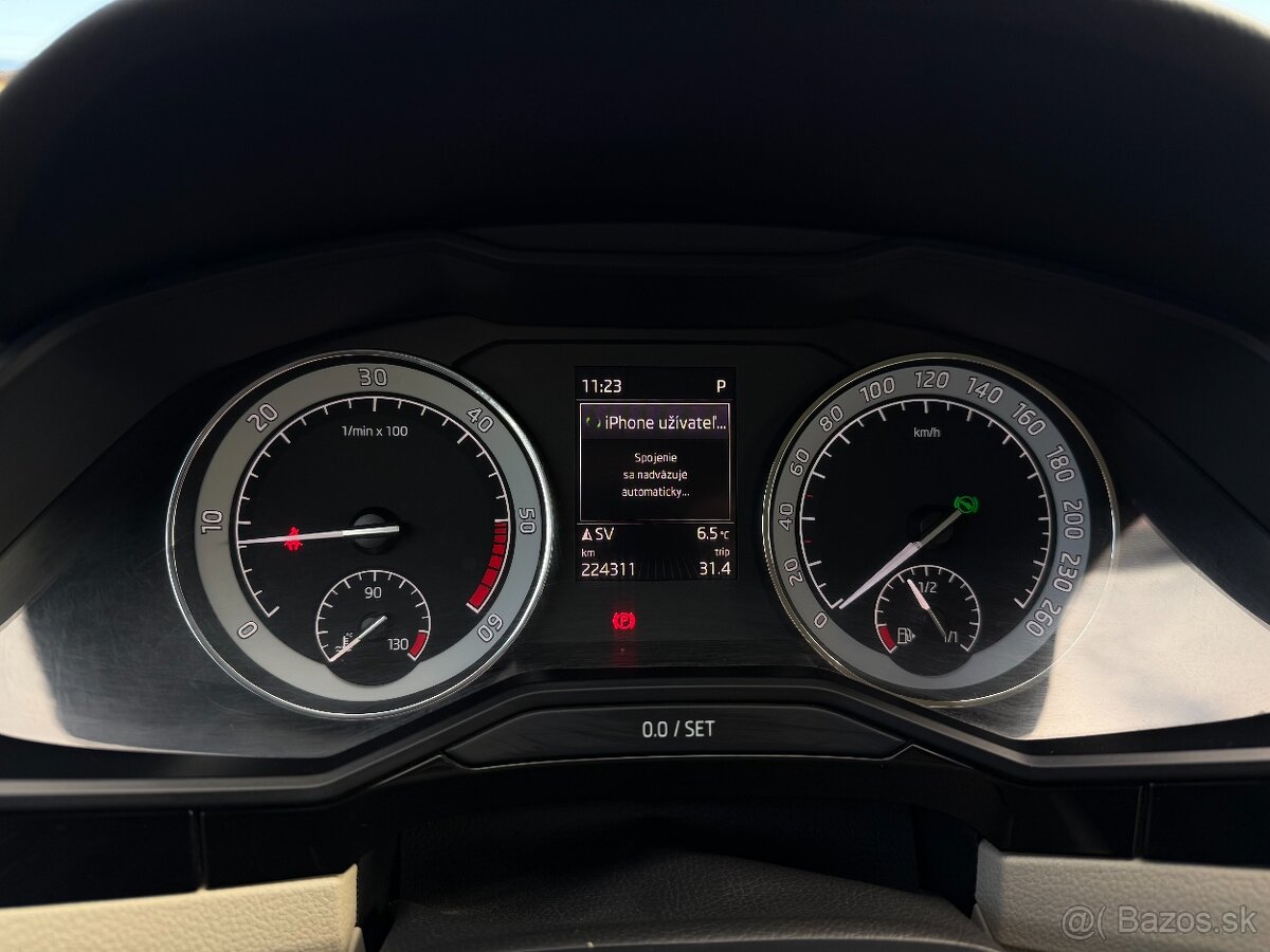 Škoda Superb Combi 2.0 TDI 190 k L&K DSG – full výbava, SR - 14