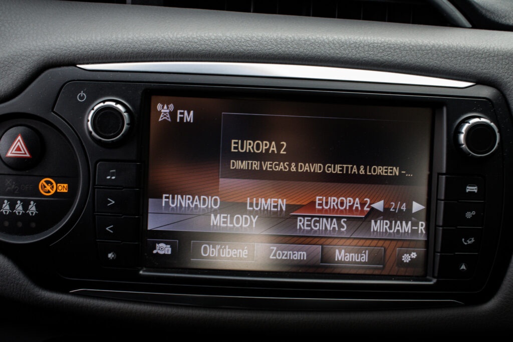 Toyota Yaris 1.33 Dual VVT-i 73kW - 14