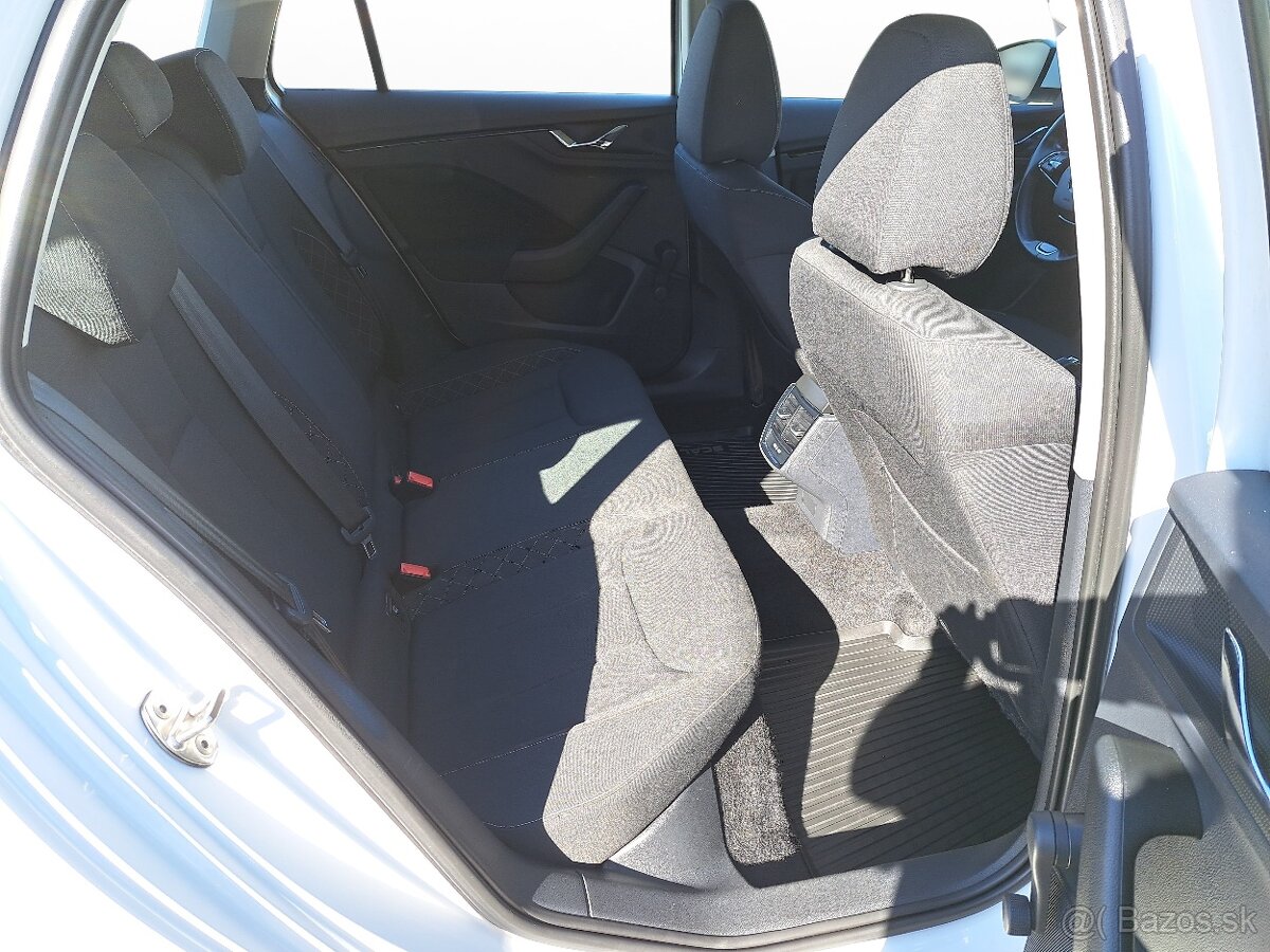 Škoda Scala 1.0TSI 70kW Ambition 5MP - 14