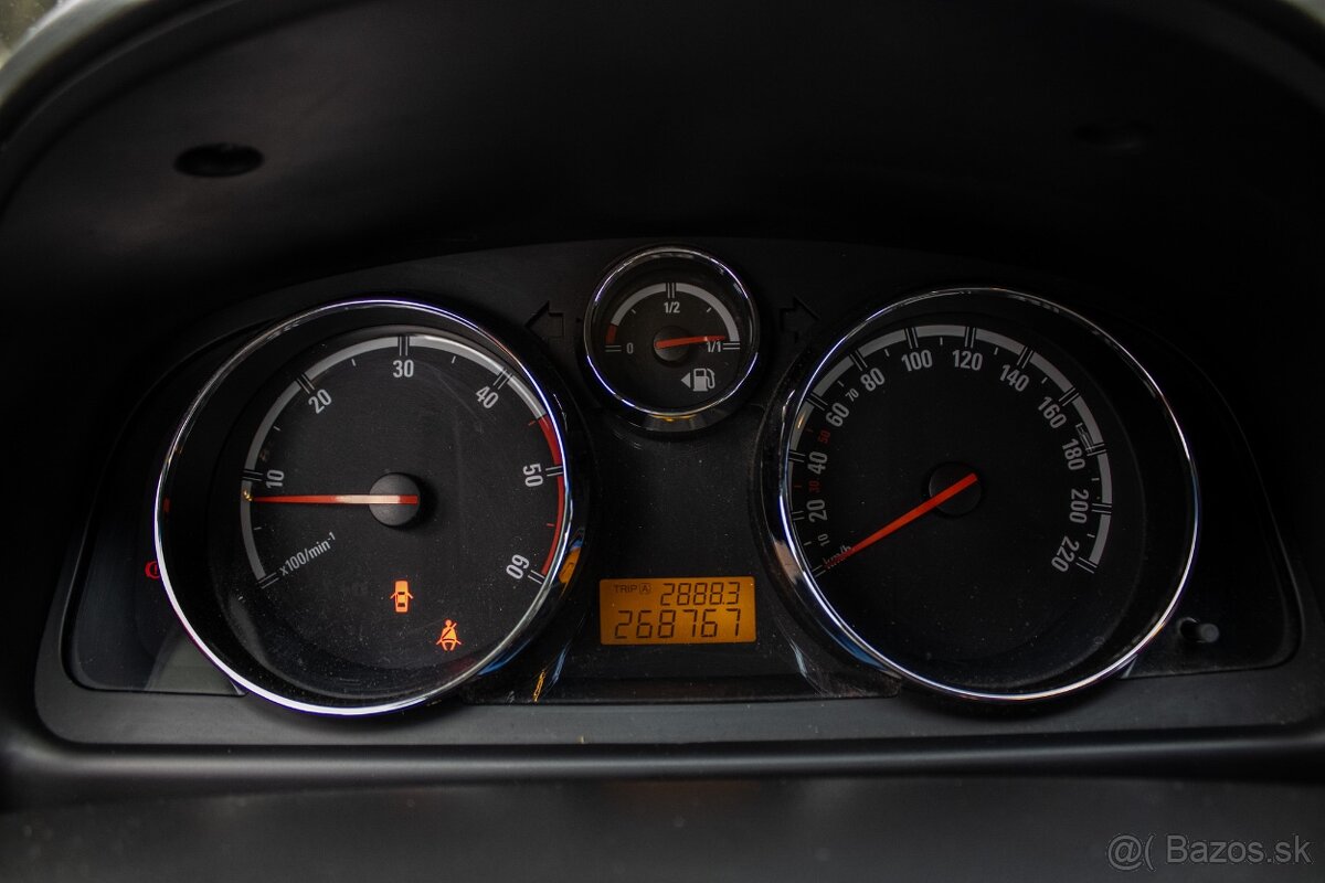 Opel Antara 2.0CDTI 4x4 Cosmo, 110kw, M5, 5d. (2007-2011) - 14