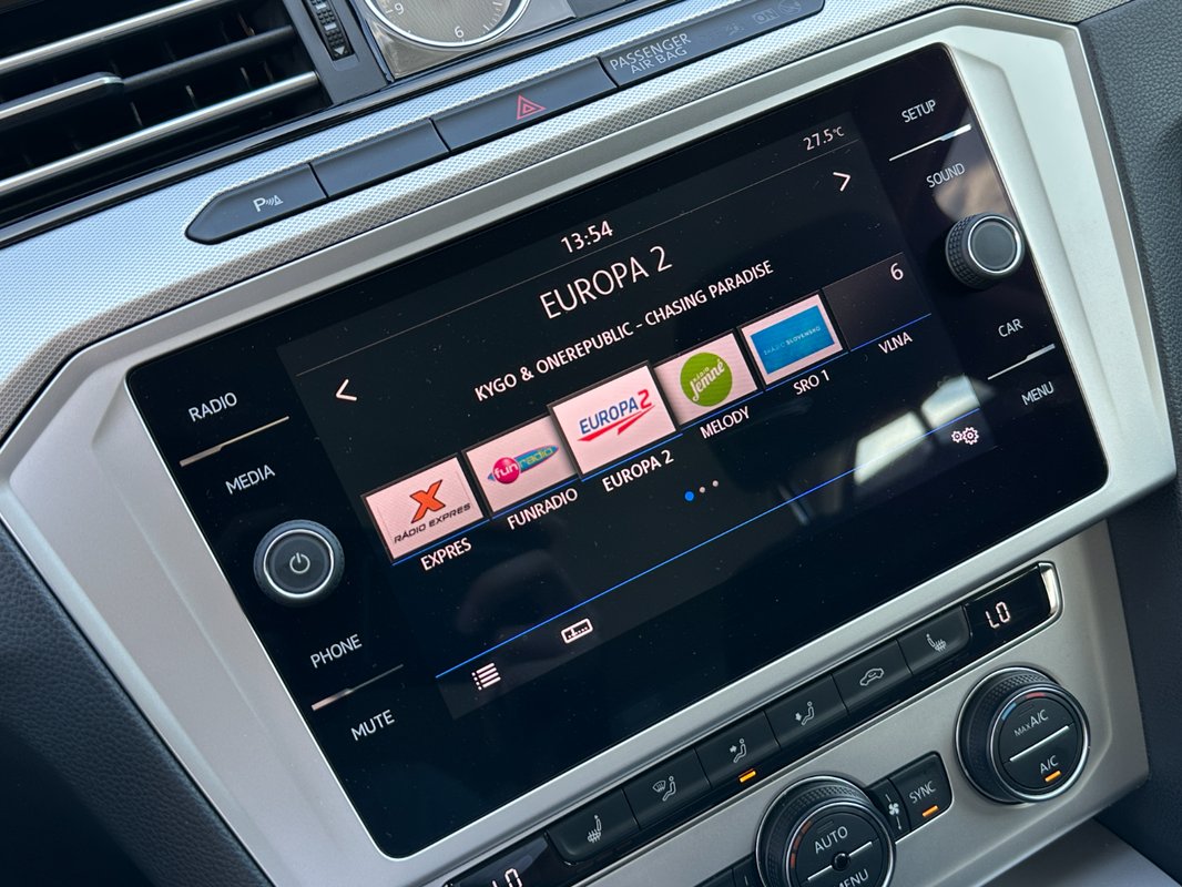 Volkswagen Passat 2.0 TDi - 14