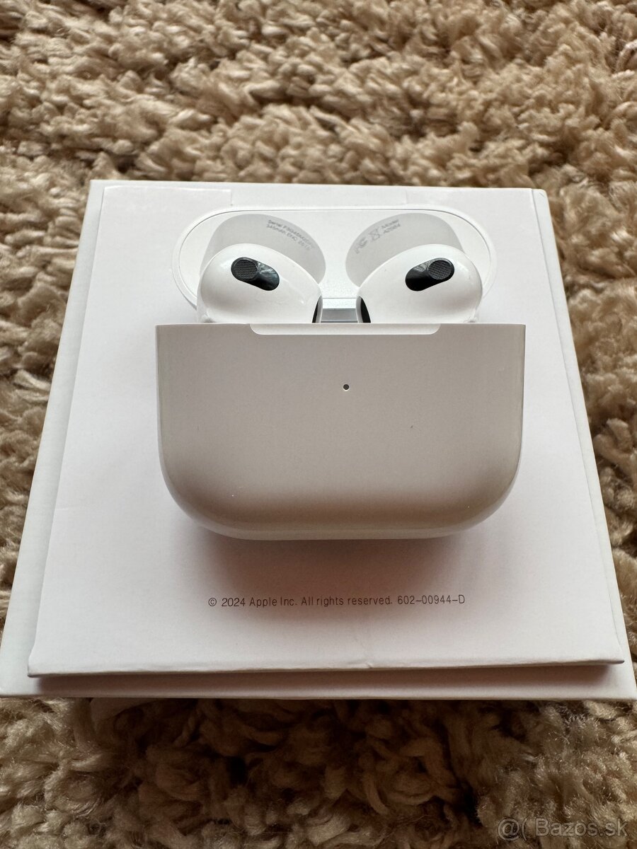 Apple AirPods 3rd generácie - 14