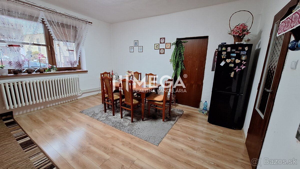 NA PREDAJ rodinný dom v srdci obce Porúbka - 14
