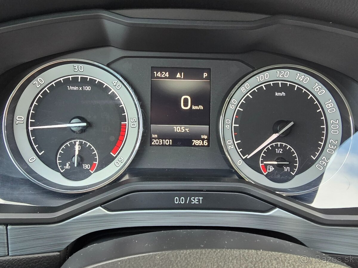 Škoda Superb Combi 2.0 TDI DSG 110kw r.v. 2021+ ZIMNÉ ZDARMA - 14